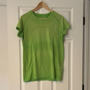 Lululemon Swiftly Tech short sleeve athletic shirt